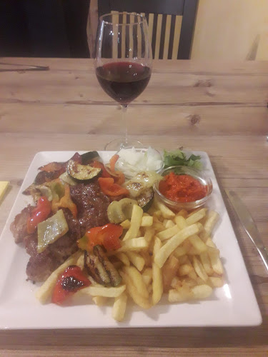 Oštarija Feral - Gastronomija in gostinstvo