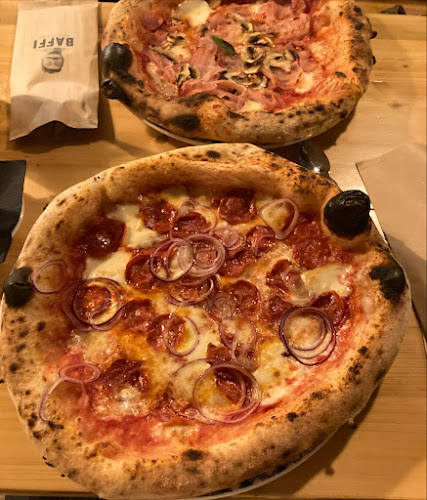 Baffi House Of Pizza - Gastronomija in gostinstvo