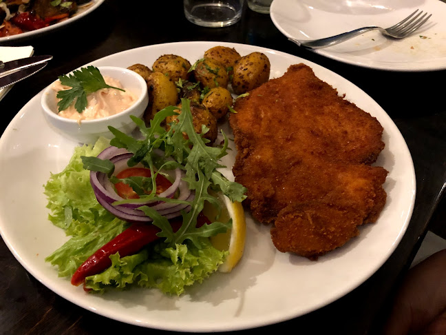 Restaurant Okarina - Gastronomija in gostinstvo