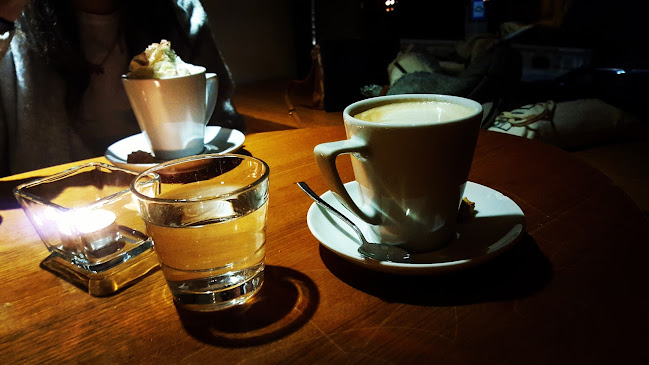 Opinii despre Opera Bar în Ljubljana - Gastronomija in gostinstvo