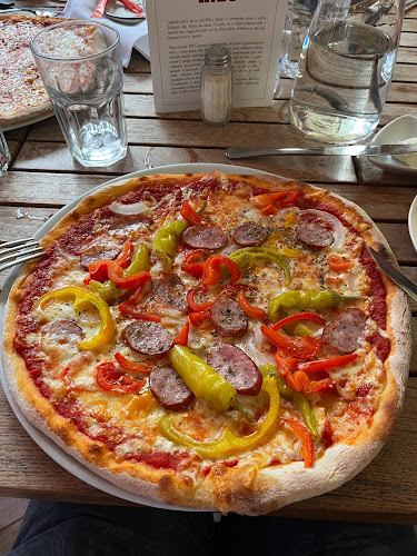 Trg golobarskih žrtev 1, 5230 Bovec