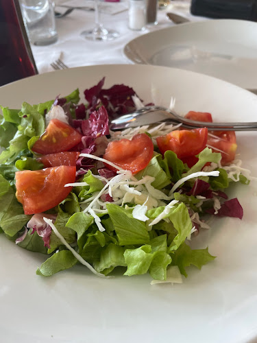 Opinii despre Ob kaminu în Postojna - Gastronomija in gostinstvo