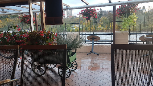 Comentarii opinii despre Cafe Piano