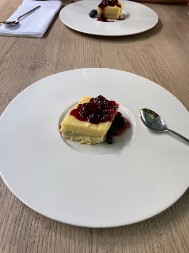 Bistro Štorja - Gastronomija in gostinstvo