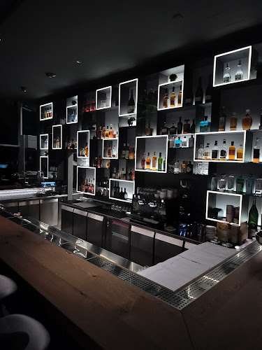 Le Bistro; Restavracija & Bistro - Gastronomija in gostinstvo