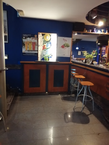 Opinii despre Blue Bar în Ljubljana - Gastronomija in gostinstvo