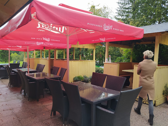 GOSTILNA LOVSKI DOM STOL