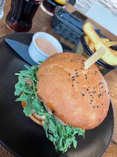 Comentarii opinii despre Kavarna Mango