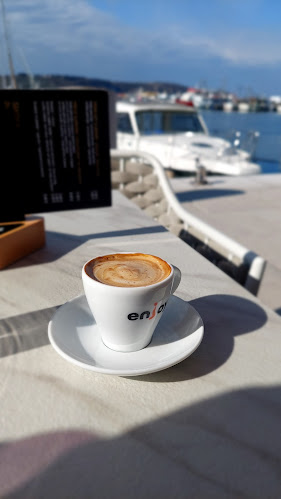 Opinii despre I love Yoogurtlandia în Izola - Gastronomija in gostinstvo