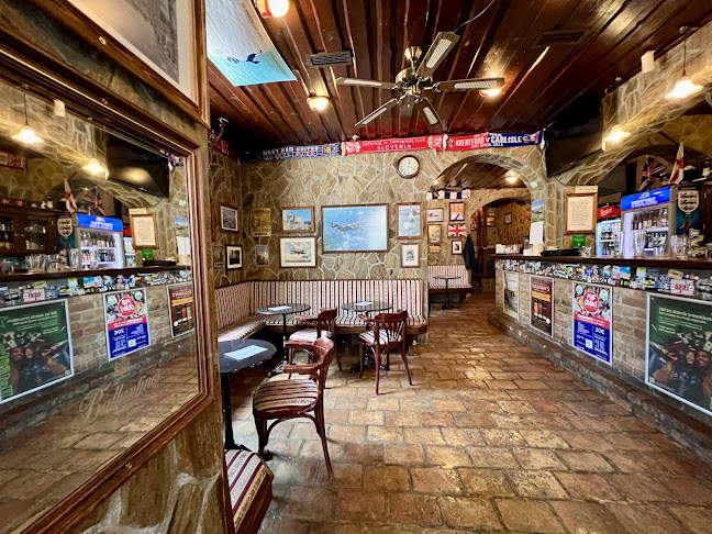 England Pub (Bar) - Gastronomija in gostinstvo