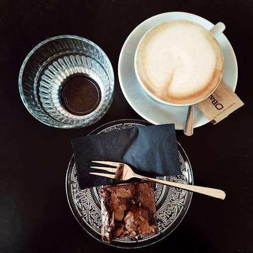 Trg francoske revolucije 5, 1000 Ljubljana