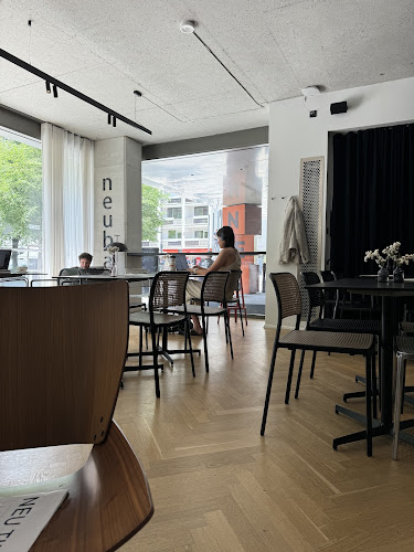 neubar - Gastronomija in gostinstvo