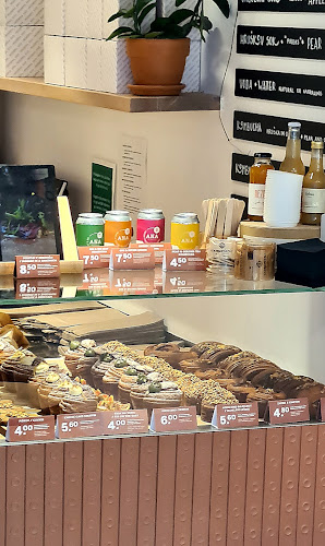 Slovenska cesta 30, 1000 Ljubljana