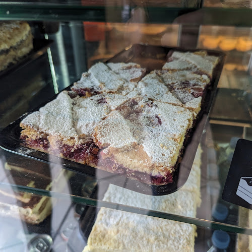 Naša Pekarna - Gastronomija in gostinstvo