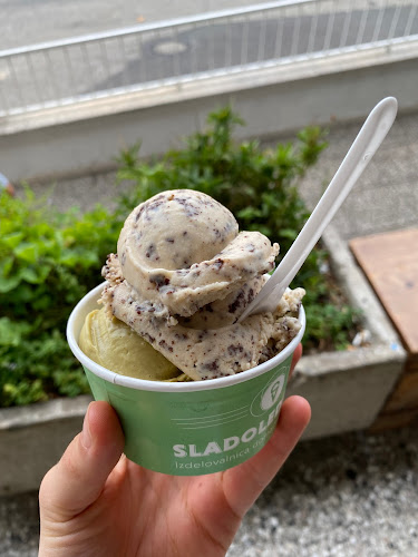 Sladoledarna - Gastronomija in gostinstvo