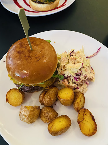 Boschtiz - Gastronomija in gostinstvo