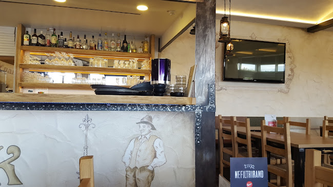 Vurnikov trg 3, 4240 Radovljica