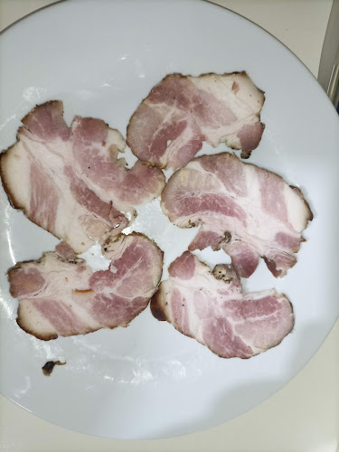 TRGOVINA NA DROBNO-MESARIJA KIKEL MILAN s.p. - Gastronomija in gostinstvo