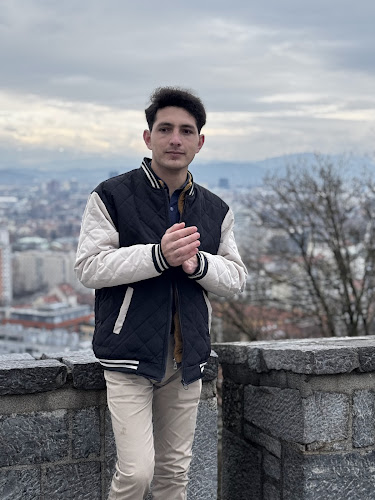 Breg 20, 1000 Ljubljana