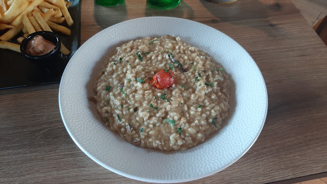 Mala Pirešica 21, 3301 Petrovče