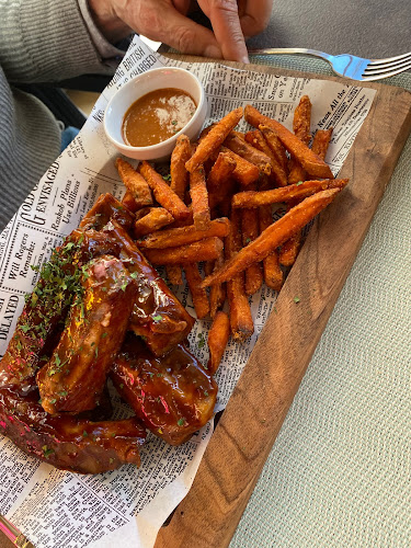 BISTRO OBLA - Gastronomija in gostinstvo