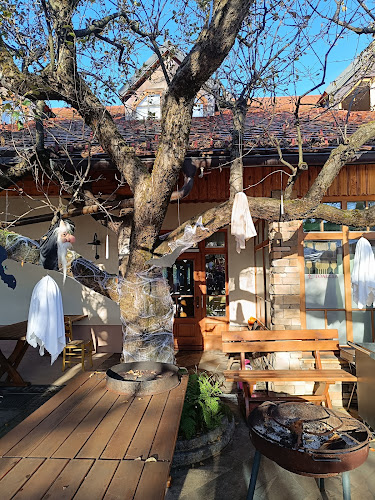 Guesthouse Smogavc - Gastronomija in gostinstvo