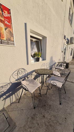 Polje 21, 6310 Izola