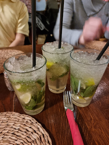 Joe Peña’s - Gastronomija in gostinstvo