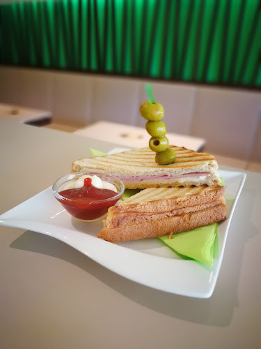 Opinii despre Zamaro Coffee Lounge în Ljubljana - Gastronomija in gostinstvo