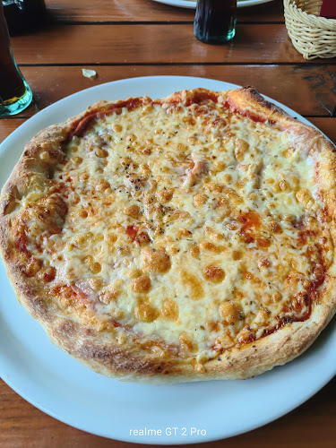 Opinii despre Pivnica in slaščičarstvo Jereb, Irena Jereb s.p. în Kostanjevica na Krki - Gastronomija in gostinstvo