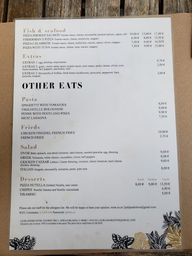 Dvorni trg 1, 1000 Ljubljana