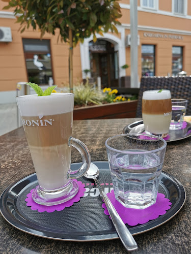 Kava Bar Štrk