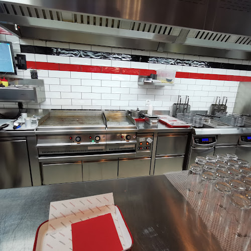 Hood Burger Celje - Gastronomija in gostinstvo