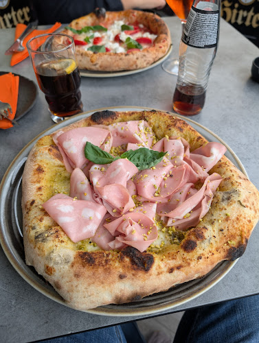 Gostilnica in pizzerija Caprese - Škofije