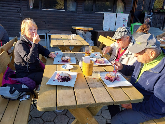 Dom na Pesku - Gastronomija in gostinstvo