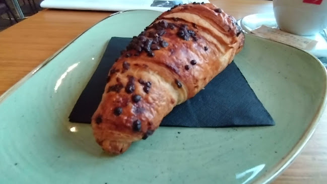 Tržaška c. 128, 1000 Ljubljana