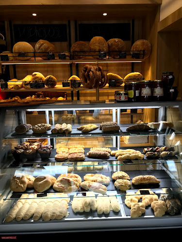 Galerija Trešpank, Grajska cesta 4, 4260 Bled