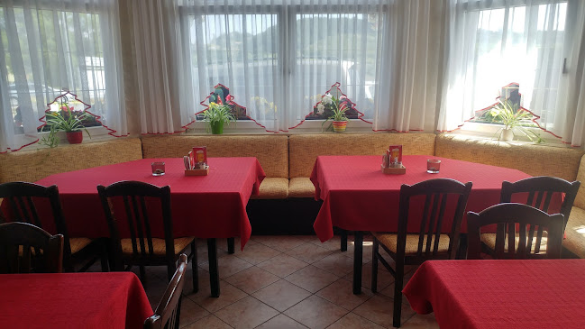 Snežinka - Gastronomija in gostinstvo