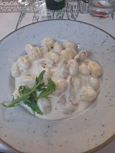 Prešernova cesta 17, 8250 Brežice