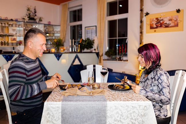 Kavarna in slaščičarna SWEET & RICH