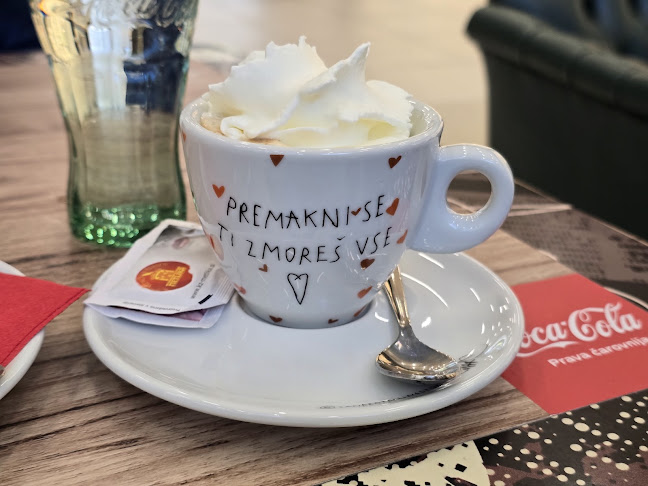 Opinii despre TrenutekCaffee în Ljubljana - Gastronomija in gostinstvo