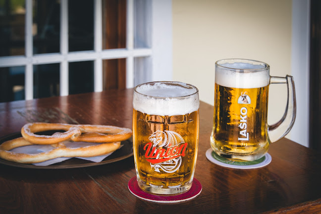 B&B and Pub Pod Skalo (Prenočišča z zajtrkom in Pub Pod Skalo)