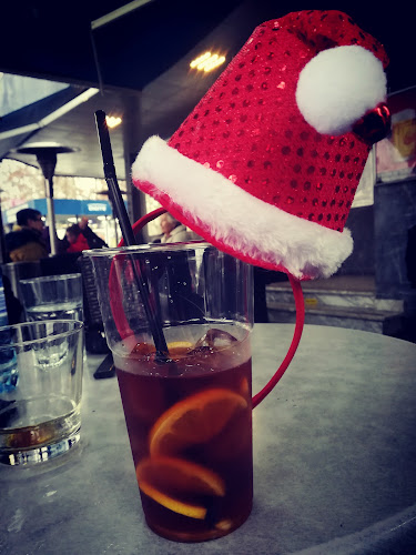 Linhartova cesta 2, 1000 Ljubljana