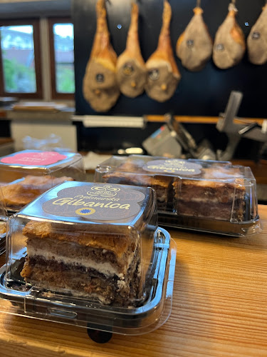 Adamič-Lundrovo nabrežje 5, 1000 Ljubljana