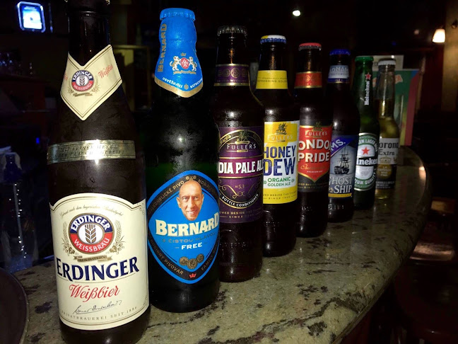 Malibu bar - Gastronomija in gostinstvo