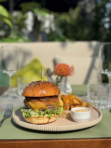 Restavracija Al Fresco - Gastronomija in gostinstvo