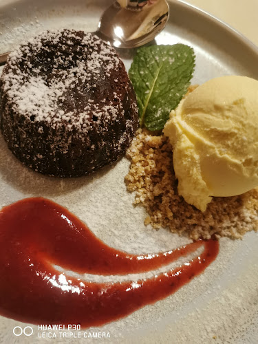 Opinii despre Gostilna in picerija Šentpeter în Otočec - Gastronomija in gostinstvo