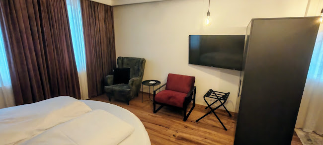 Opinii despre Kavenija în Maribor - Gastronomija in gostinstvo