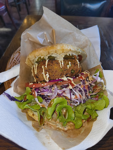 Public & Vegan Kitchen Bled - Gastronomija in gostinstvo