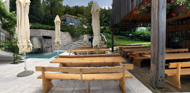 Modrijanova domačija / Grill